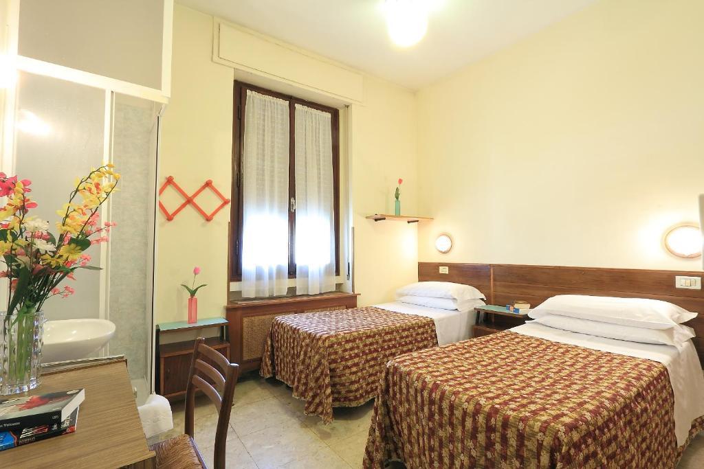 Hotel Ottaviani Florencja Zewnętrze zdjęcie