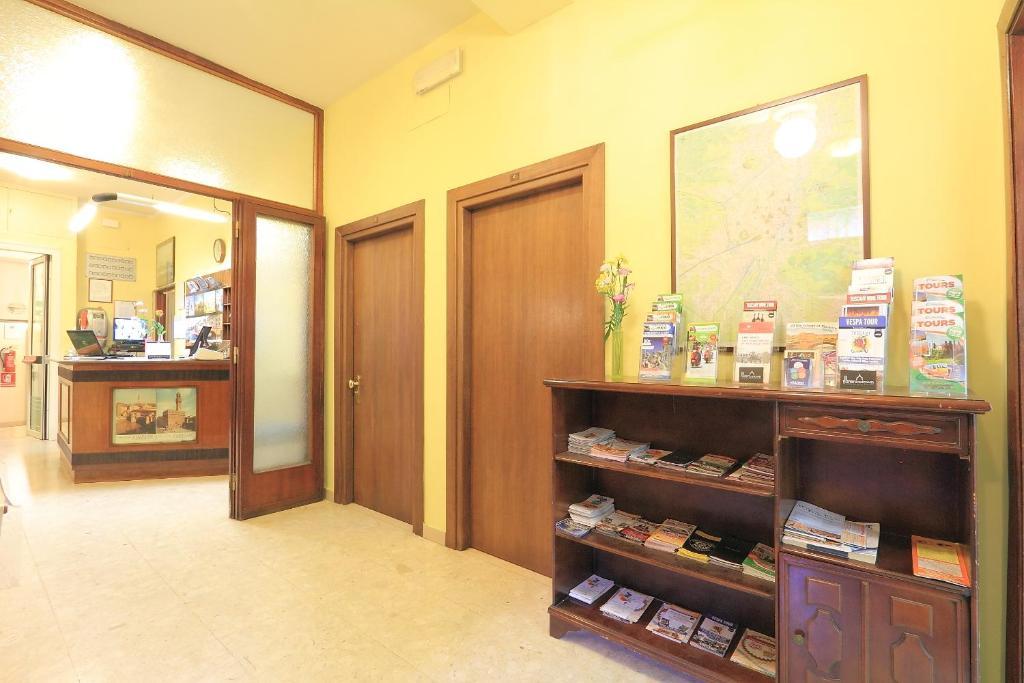 Hotel Ottaviani Florencja Zewnętrze zdjęcie