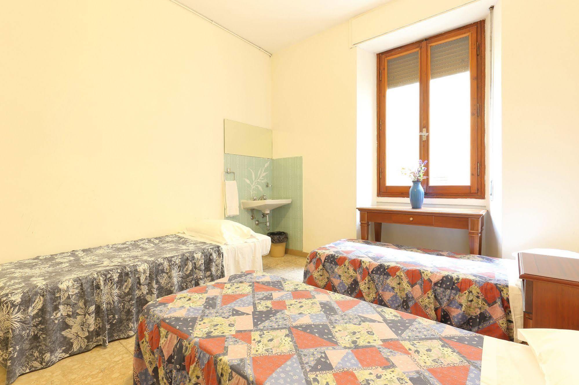 Hotel Ottaviani Florencja Zewnętrze zdjęcie