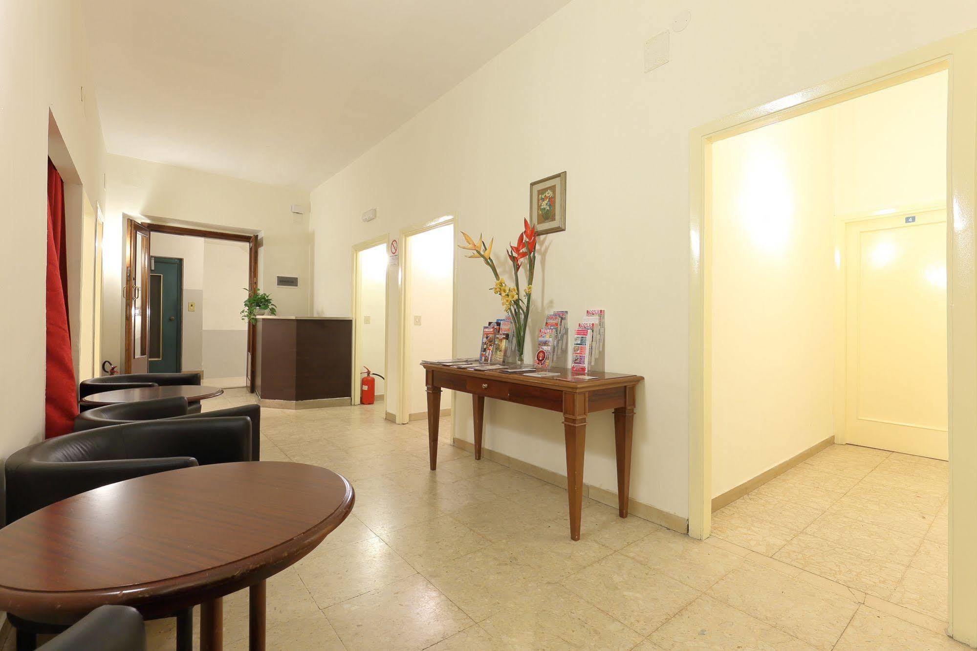Hotel Ottaviani Florencja Zewnętrze zdjęcie